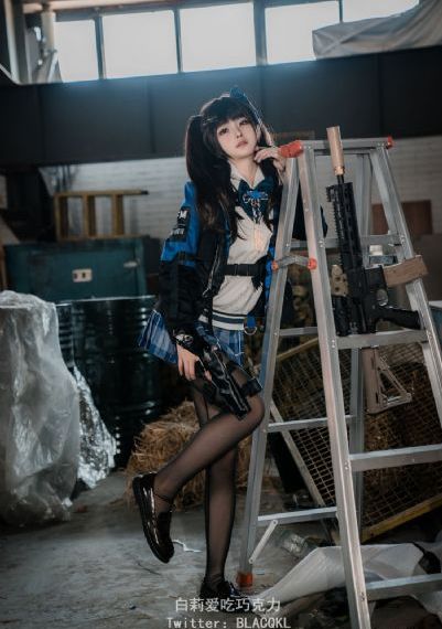 《出包王女》